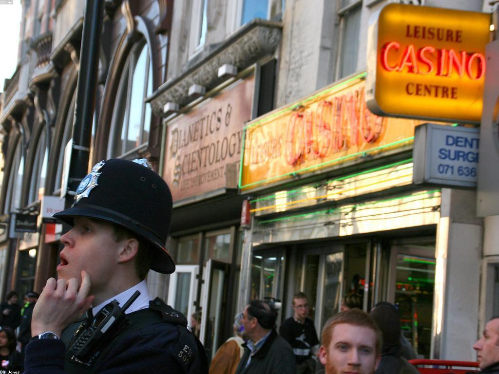 ការវិនិយោគនៅក្នុងកាស៊ីណូអនឡាញ: ចំណេះដឹងដើម្បីជោគជ័យ