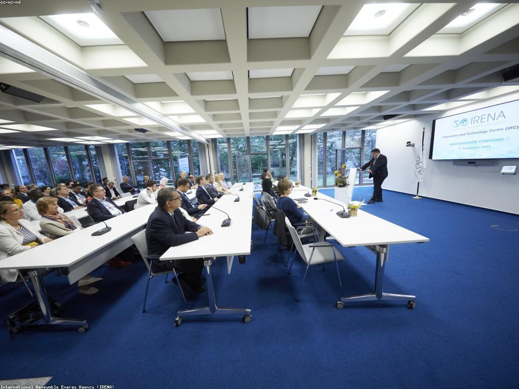 យុទ្ធសាស្ត្រសម្រាប់ការប្រកួតប្រជែងជាសម័យថ្មី